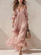 Photo de référence de la robe longue rose poudré à fines bretelles, épaules dégagées et volants